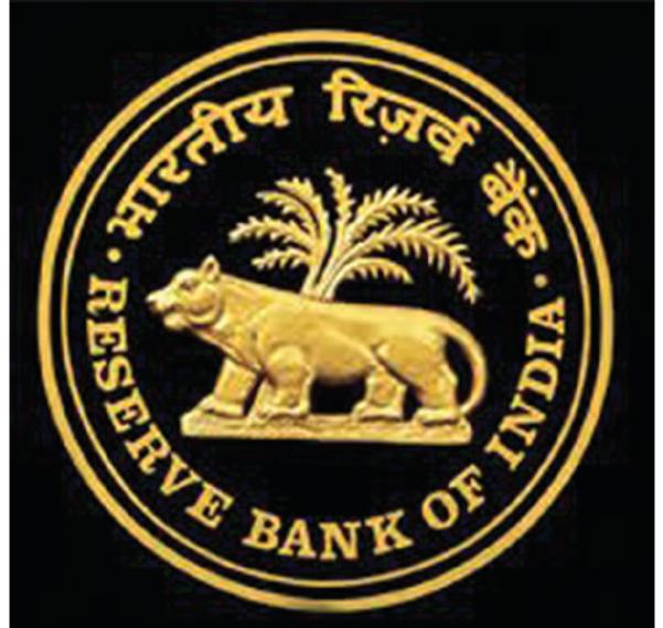 India’s forex reserves drop further, but still around record high of $704.9 billion