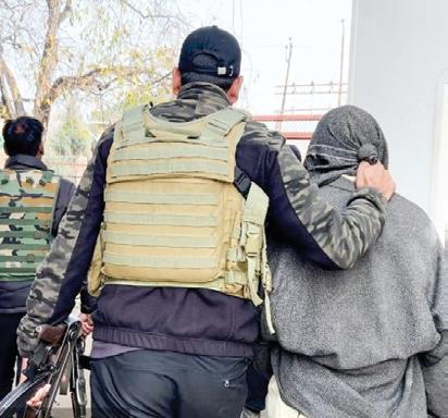 Parents of suspect Dr Umar Nabi detained for questioning, DNA test in Pulwama