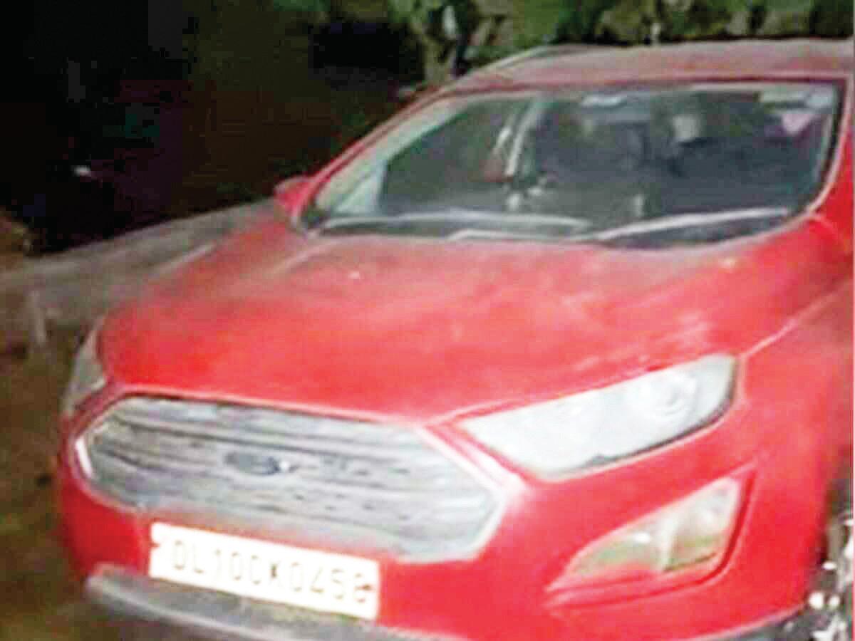 RED ECOSPORT CAR LINKED TO PRIME SUSPECT IN DELHI BLAST CASE SEIZED IN FARIDABAD