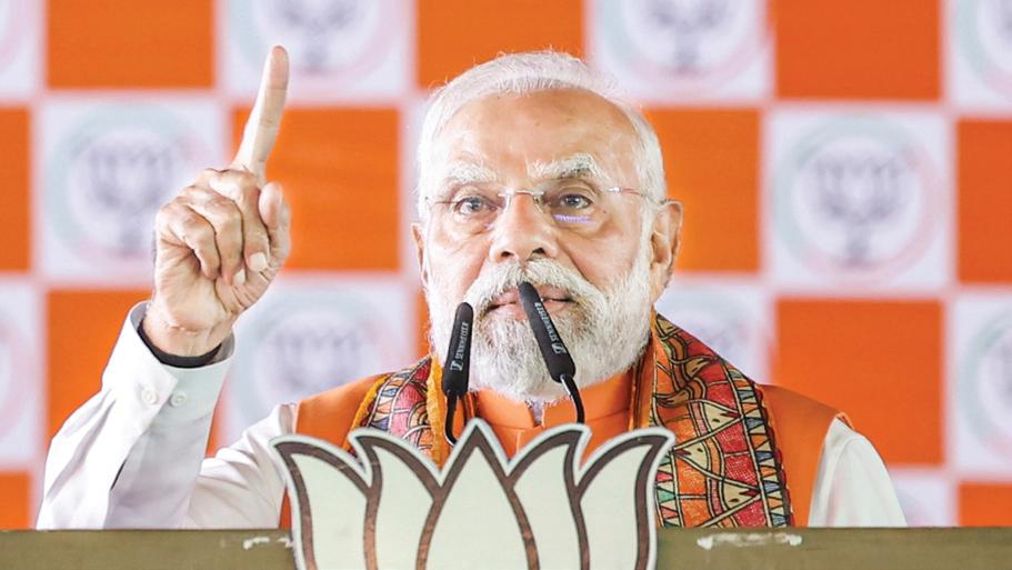 Delhi HC seeks DU reply on delay in PM degree appeal