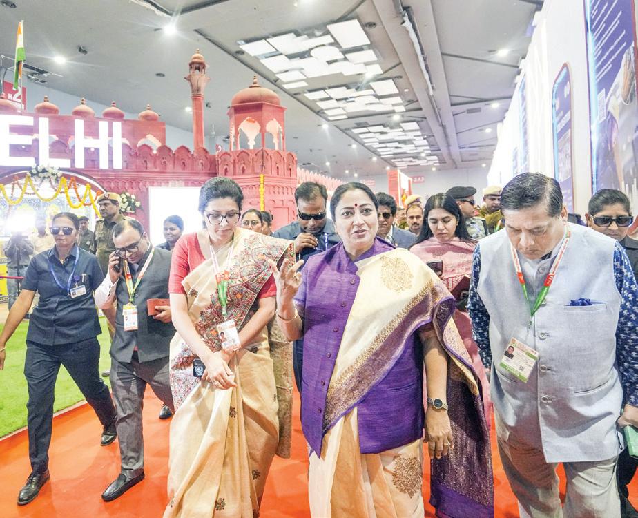 CM Rekha opens Delhi pavilion at Trade Fair