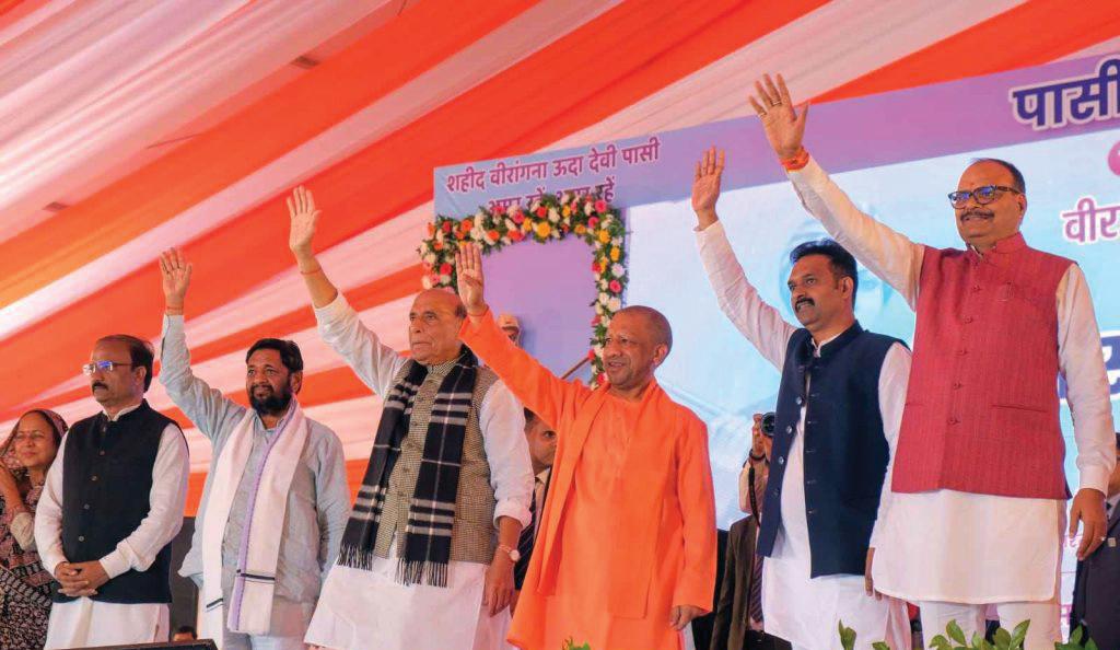 UP CM Yogi, Defence Min Rajnath unveil statue of Uda Devi Pasi