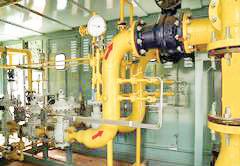 Energy markets brace for volatility as sanctions drive up reliance on US LNG: Oxford Report