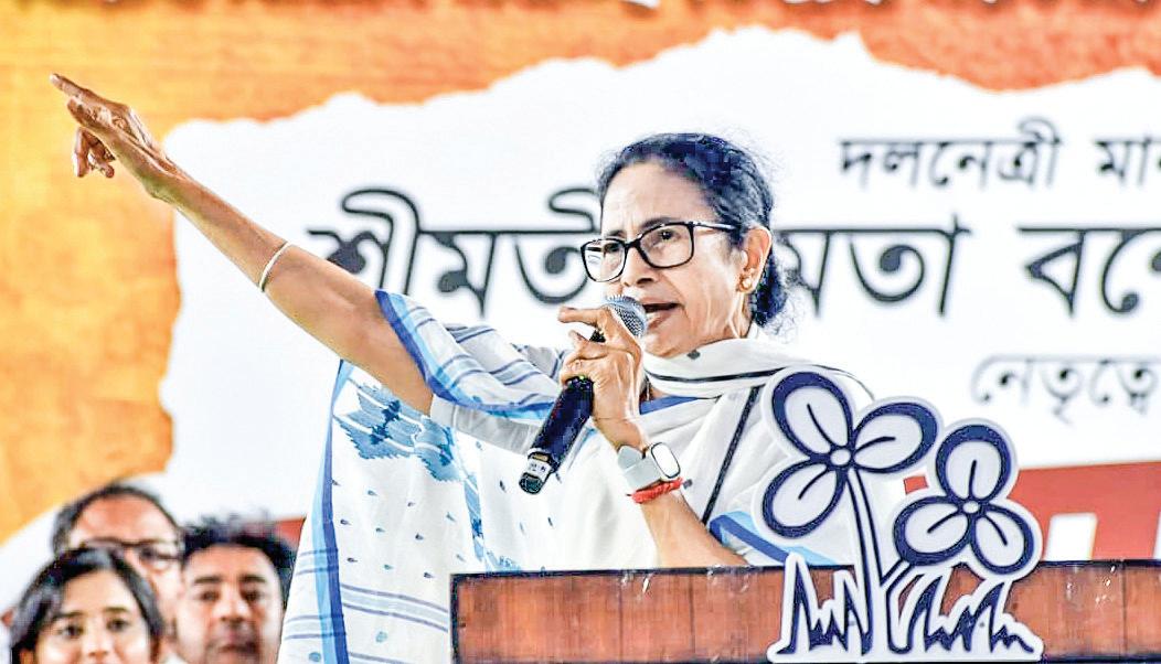 SIR 'unplanned, chaotic and dangerous', Mamata tells CEC Gyanesh Kumar