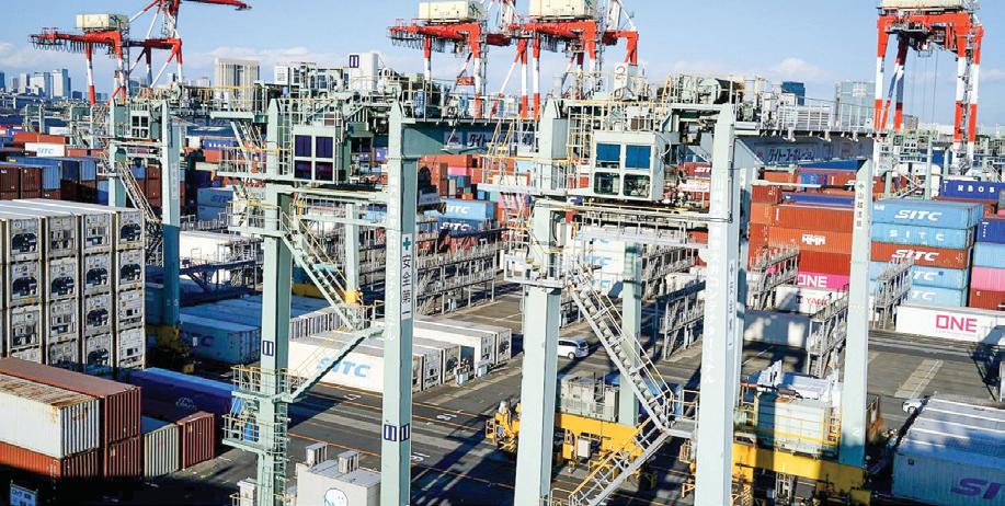 Japan's exports rise 3.7%, but Trump tariffs hit trade