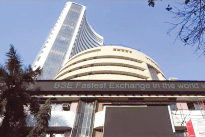Sensex holds steady after crossing 86,000 mark