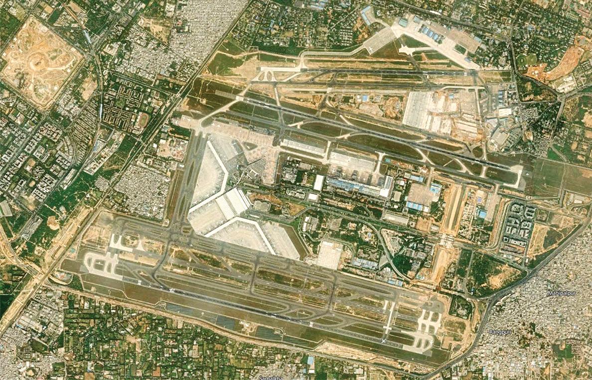 The Rs 50,000-Crore Airport Fee Battle in the Supreme Court - Will Your Ticket Get Costlier?