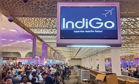 DELHI AIRPORT ADVISORY WARNS PASSENGERS OF DELAYS, URGES CHECKING LATEST FLIGHT STATUS