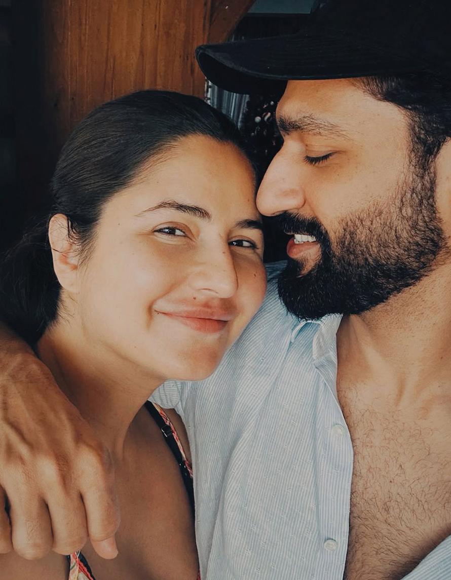 VICKY, KATRINA MARK FOURTH ANNIVERSARY WITH HEARTFELT SELFIE