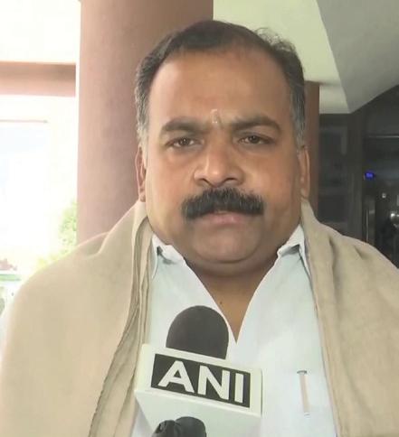 Delhi is choking, Beijing-style clean air plan needed: Manickam Tagore