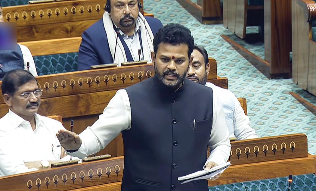 Govt has powers to cap airfares but it is not single-way solution: Aviation Min