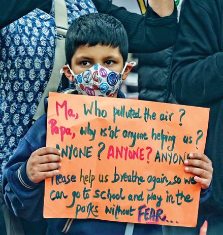 Delhi chokes: Even masks can't shield residents from toxic air