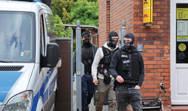 Germany charges teens in alleged right-wing extremist group with attempted murder