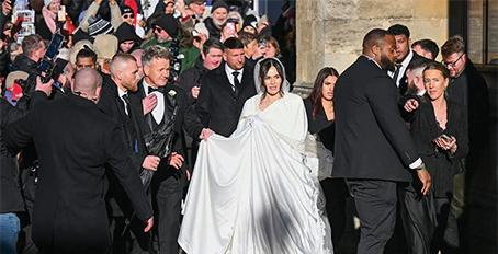 Ramsay's daughter ties the knot with Olympic swimmer