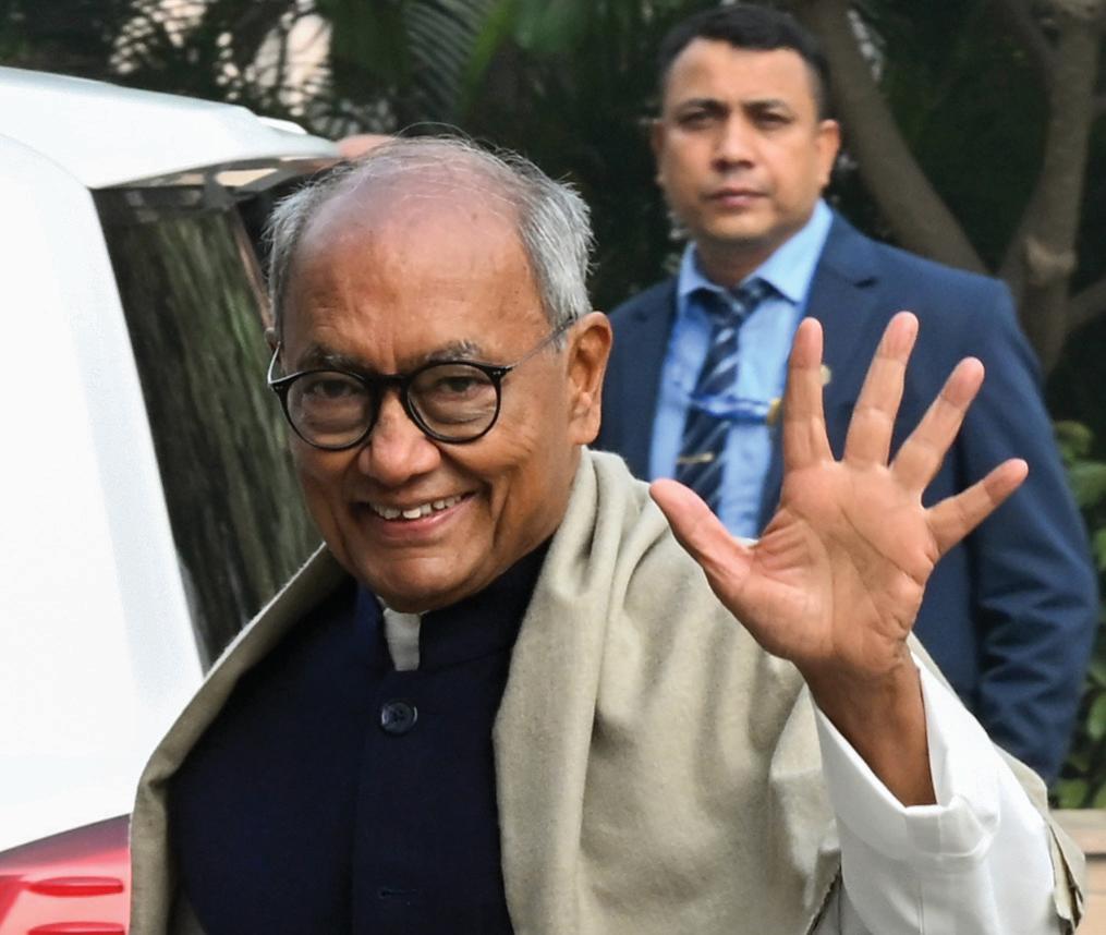 Congress needs strengthening, discipline: Digvijaya Singh