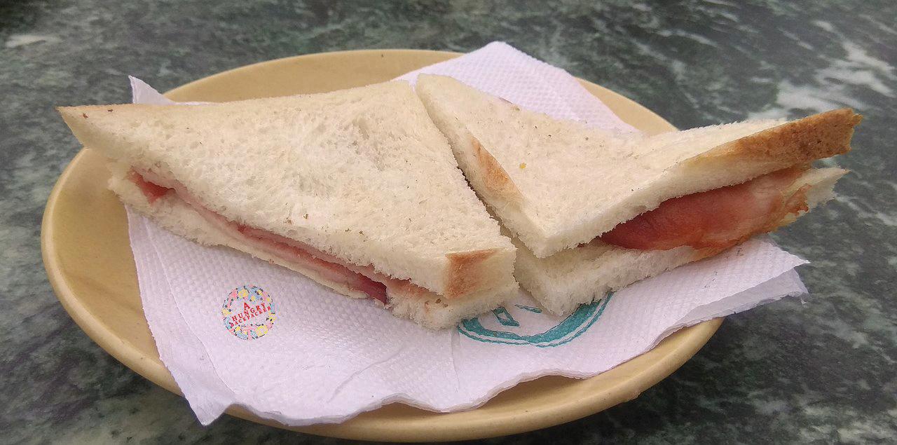 Pork sandwiches in Darjeeling winters