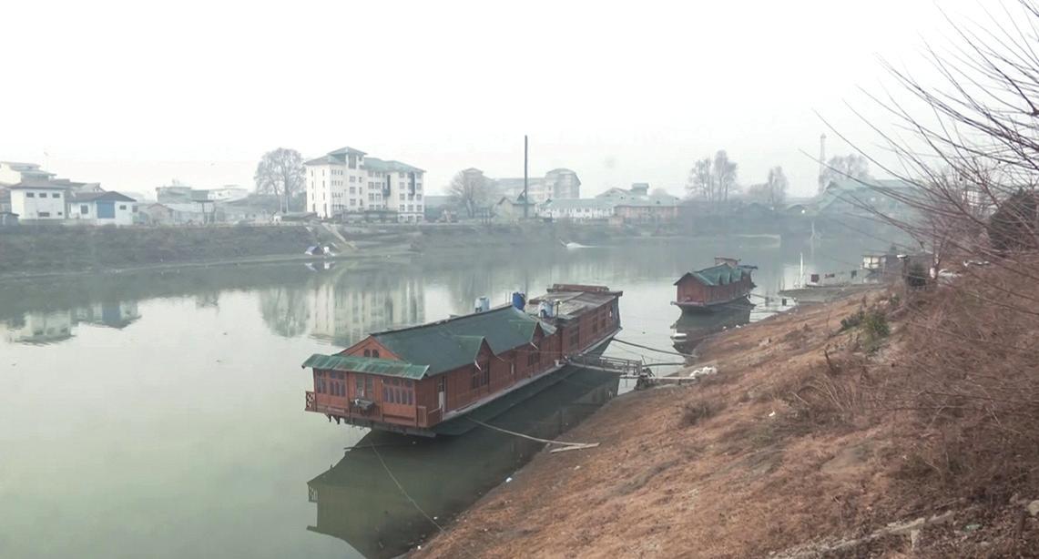 Winter without snow: Kashmir reels under alarming dry spell