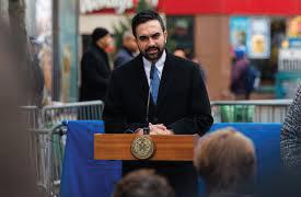 Mamdani condemns pro-Hamas chant, slurs at Queens synagogue protest