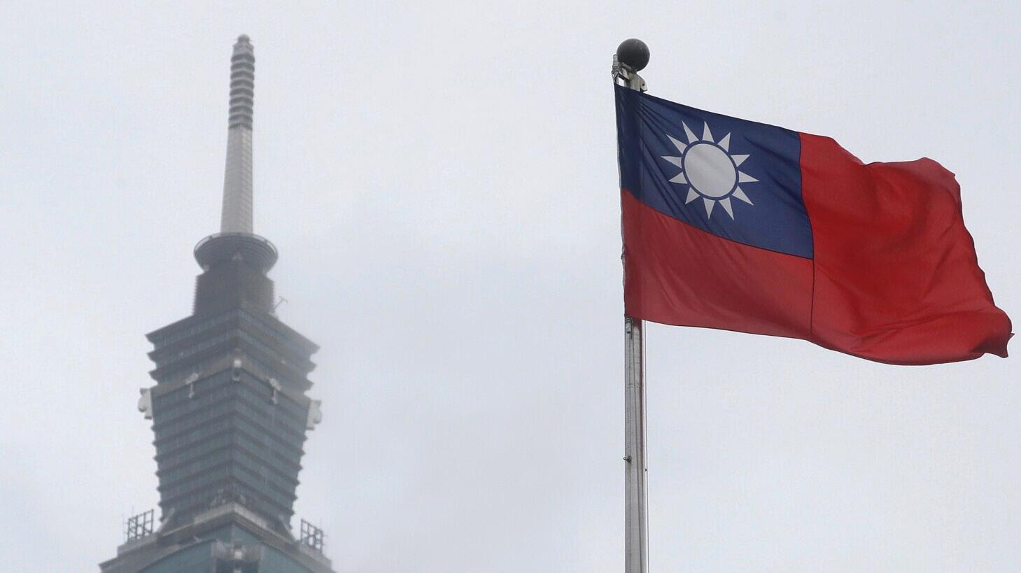 Taiwan detains journalist for allegedly bribing military officers