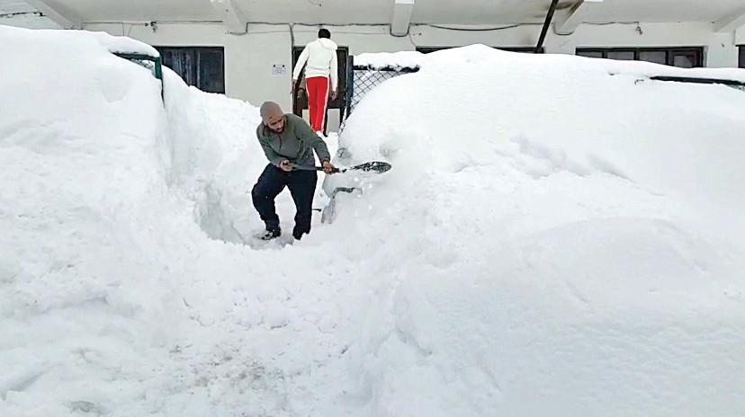 Climate variability prompts push for artificial snow in Gulmarg