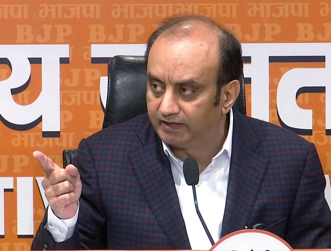Kejriwal relief 'technical', says BJP as CBI challenges order