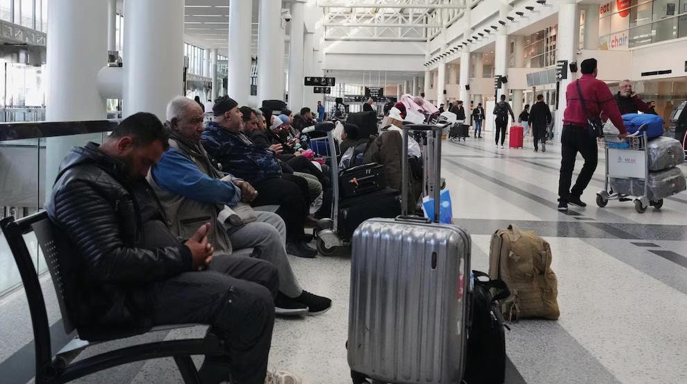 Middle East airports closed and thousands of travelers stranded