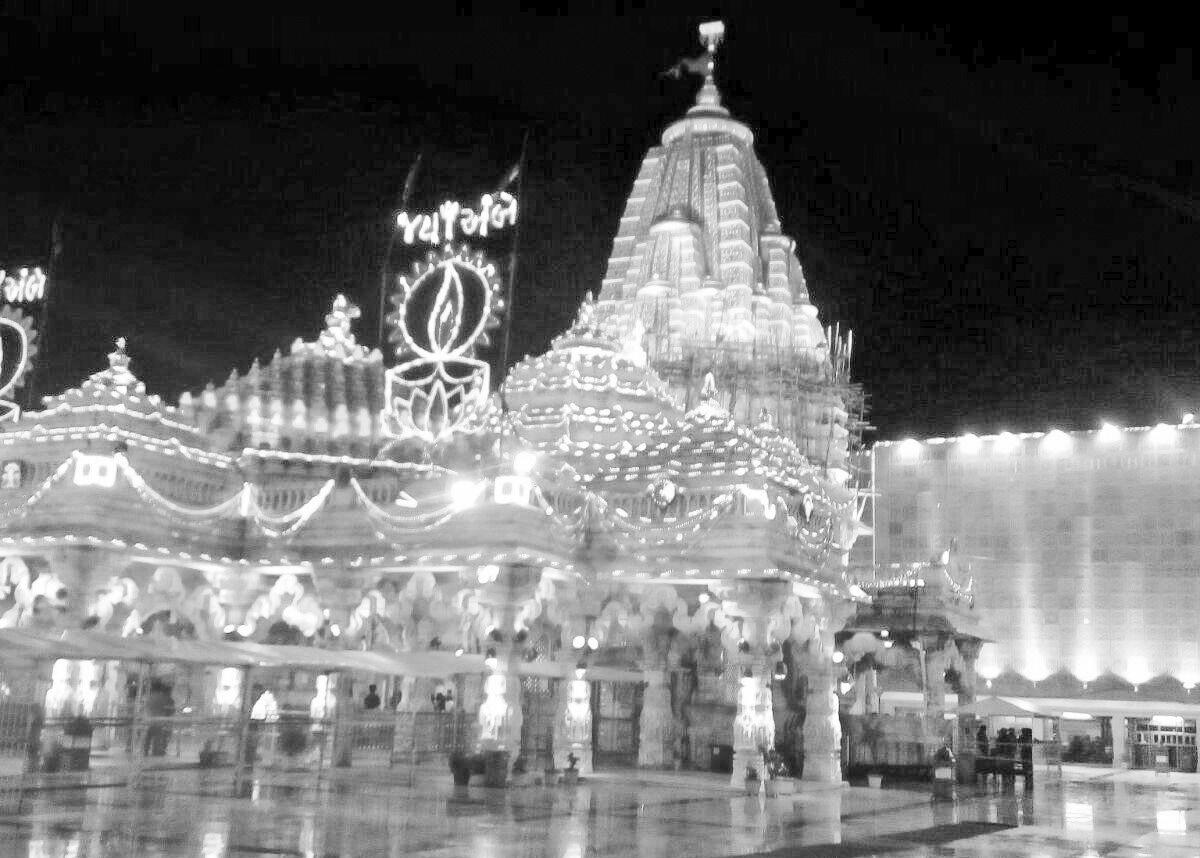 AMBAJI SHAKTI PEETH: A TIMELESS CENTRE OF SHAKTI WORSHIP AND DEVOTION