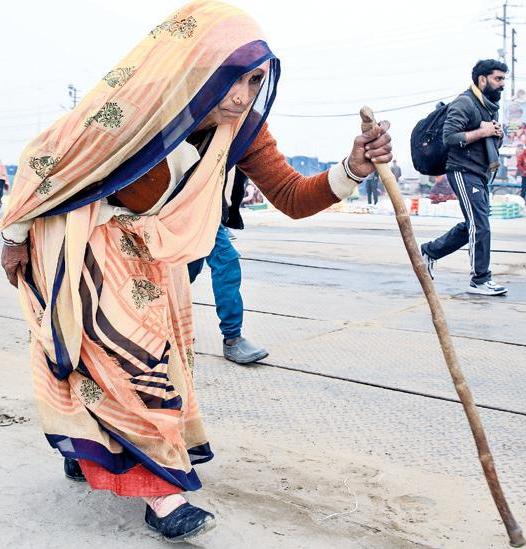 लाखों किराए वाले डोम सिटी व टेंट सिटी में रुकने की होड़