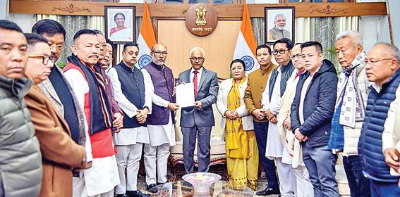 मणिपुर के सीएम एन. बीरेन सिंह ने दिया इस्तीफा