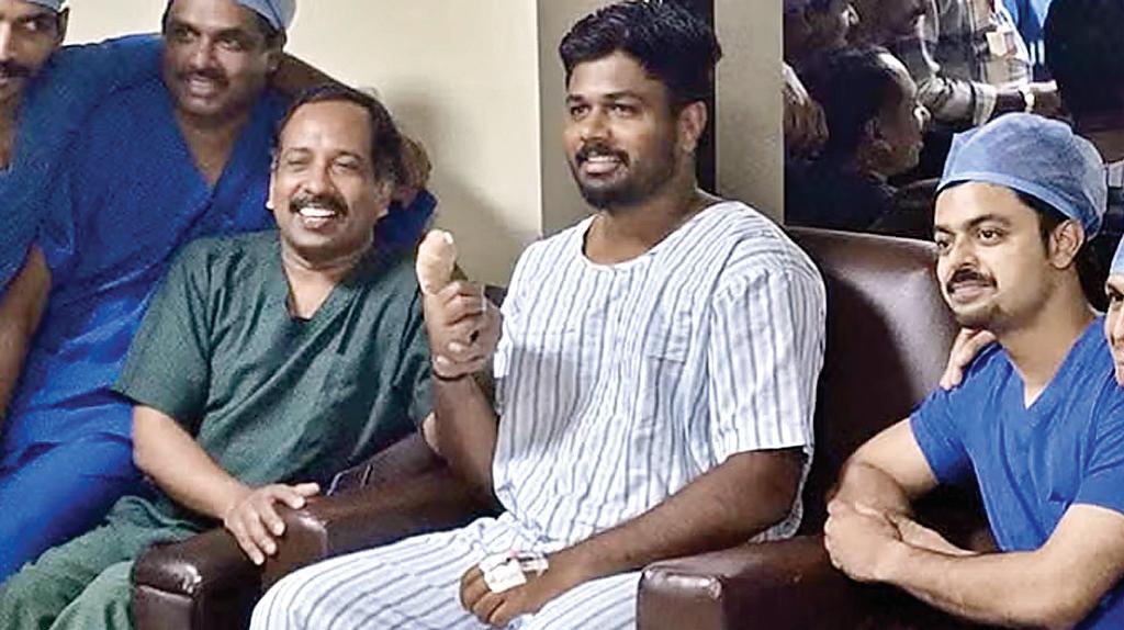 संजू सैमसन की अंगुली की हुई सर्जरी