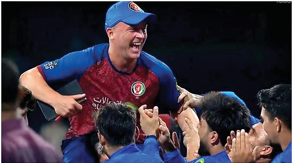 'अफगानिस्तान को अब हल्के में नहीं लिया जाएगा', इंग्लैंड के खिलाफ जीत के बाद बोले कोच ट्रॉट