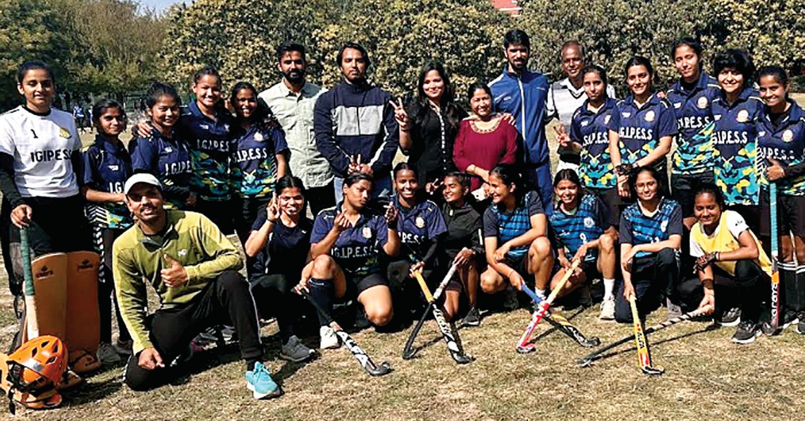 इंदिरा गांधी इंस्टीट्यूट की टीम बनी महिला हॉकी चैंपियन