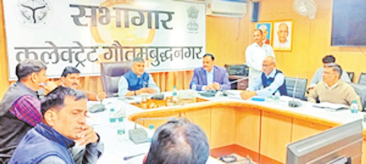 त्योहारों के मद्देनजर खाद्य और पेय पदार्थों की सैंपलिंग की जाए : जिलाधिकारी