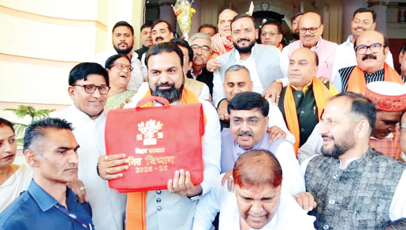 बिहार विधानसभा में वित्त मंत्री सम्राट चौधरी ने 3.17 लाख करोड़ का किया बजट पेश, कई घोषणाएं भी की