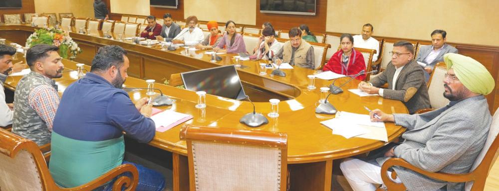 विभिन्न कर्मचारी यूनियनों की जायज मांगों को जल्द से जल्द पूरा किया जाएगा : कैबिनेट मंत्री कुलदीप सिंह धालीवाल