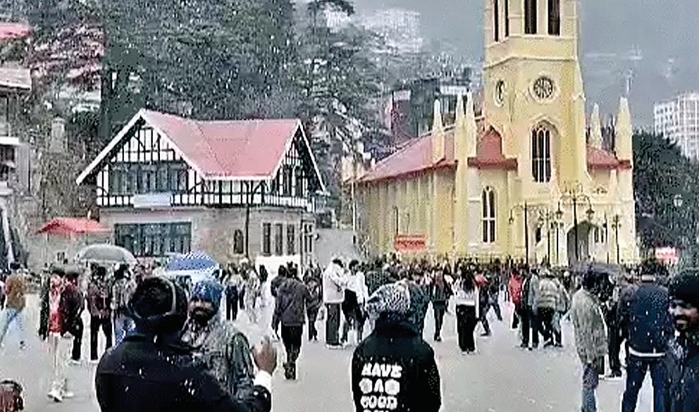 हिमाचल में बर्फबारी का येलो अलर्ट