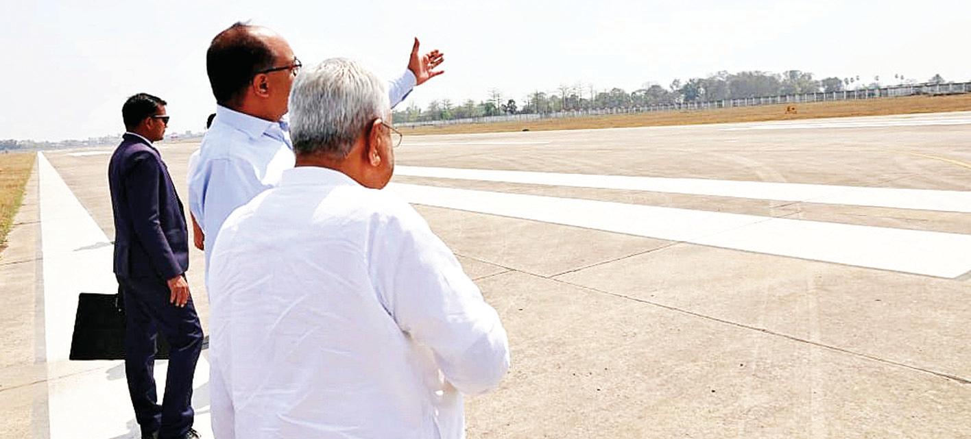 सीएम नीतीश ने बिहटा में बन रहे अंतर्राष्ट्रीय एयरपोर्ट टर्मिनल का किया निरीक्षण