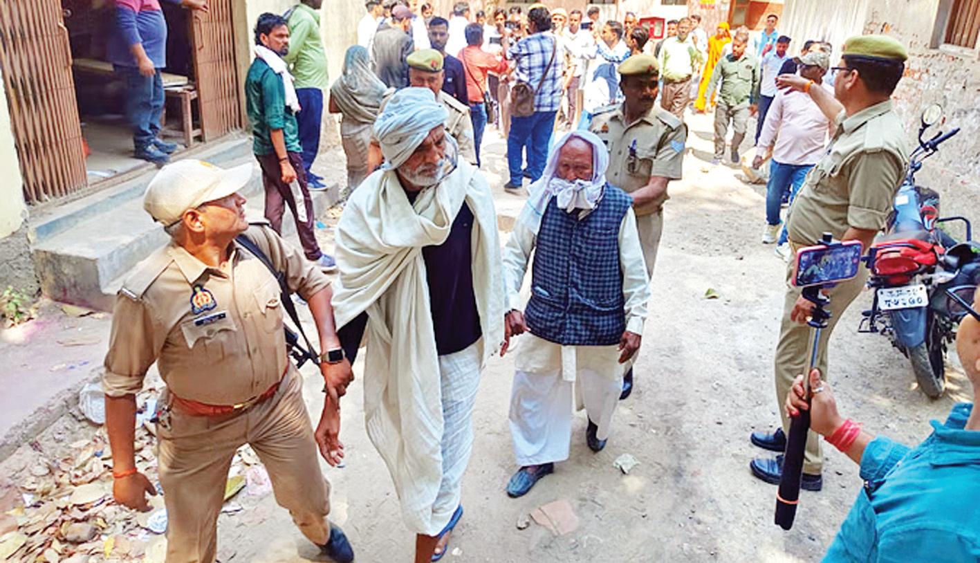 44 साल बाद तीन को फांसी की सजा, फैसला सुन रोने लगे दोषी