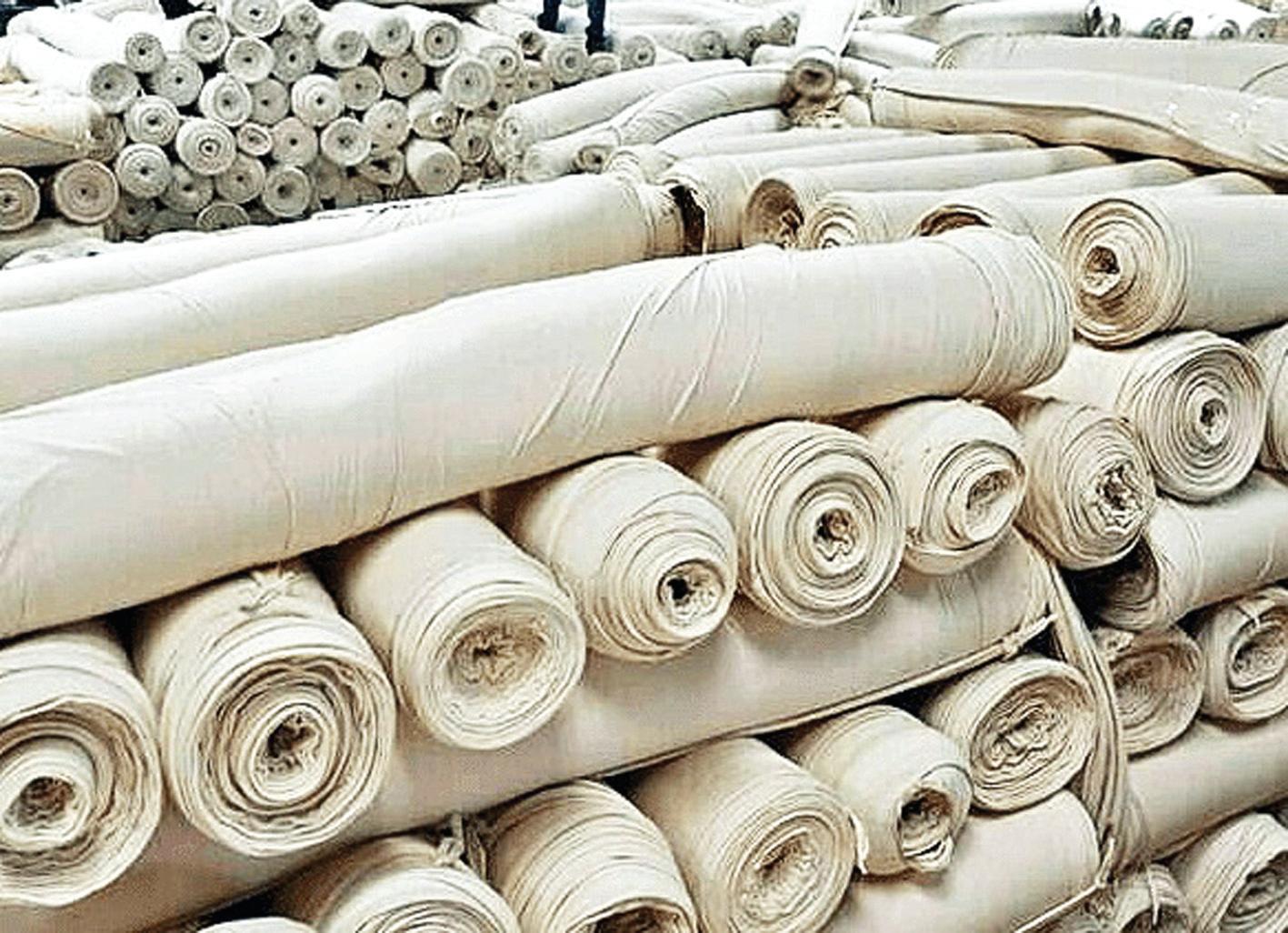 दुनिया के शीर्ष कपड़ा निर्यातकों में भारत शामिल, वैश्विक बाजार में 4% हुआ मार्केट शेयर : केंद्र