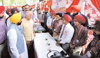 'आईएएस और आईपीएस अधिकारी प्रदेश के सरकारी स्कूलों के छात्रों के मार्गदर्शक बनेंगे'