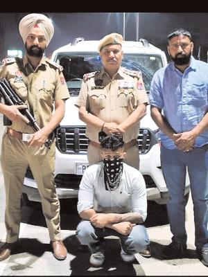यूट्यूबर के घर पर हमला : पंजाब पुलिस ने चंडीगढ़ हवाई अड्डे से 7वें आरोपी को किया गिरफ्तार