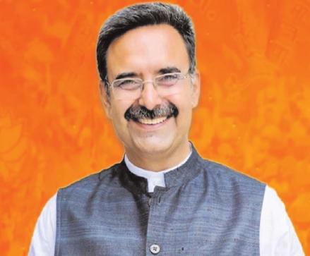 पात्र लोग उठायें सरकारी योजनाओं का लाभ : कल्याण