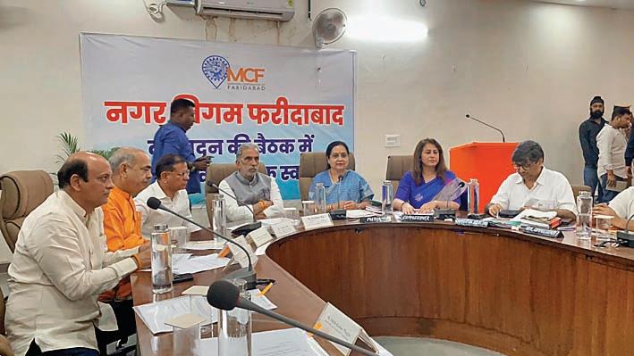 पार्षदों को वार्ड के विकास के लिए एक- एक करोड़ रुपए की राशि : महापौर प्रवीण जोशी