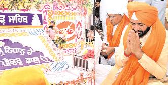 खालसा पंथ की स्थापना ने लोगों में साहस और बलिदान की भावना पैदा कीः सीएम सैनी