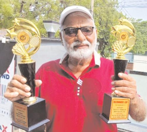 72 वर्षीय ज्ञान सागर ने ऑल इंडिया बैडमिंटन में किया बेहतरीन प्रदर्शन