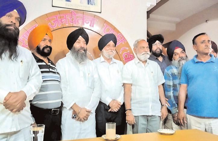 पूर्व केंद्रीय मंत्री विनोद शर्मा ने पहलगाम के आतंकी हमले में जान गंवाने वालों को दी श्रद्धांजलि