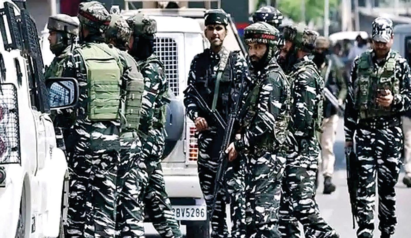 आतंकवादियों को जड़ से नेस्तनाबूद करना ही एकमात्र विकल्प