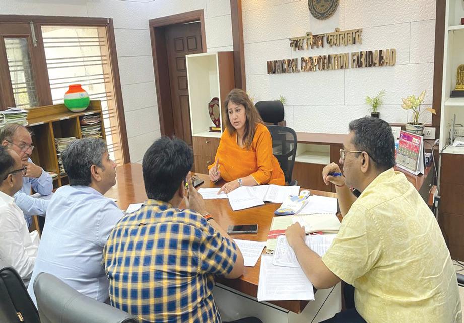 निगम कमिश्नर ए मोना श्रीनिवास ने की समीक्षा बैठक