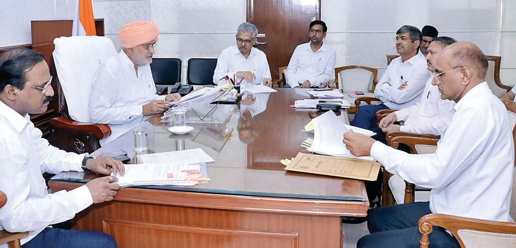 कृषि विभाग की योजनाओं के बजट का पूरा सदुपयोग करें: कृषि मंत्री