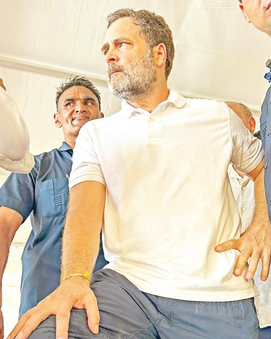 दरभंगा में राहुल गांधी के काफिला को रोकने पर भड़की कांग्रेस, कहा- ‘उचित जवाब मिलेगा’